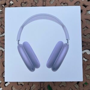 COPY - Apple AirPods Max with Active Noise Cancellation- Purple